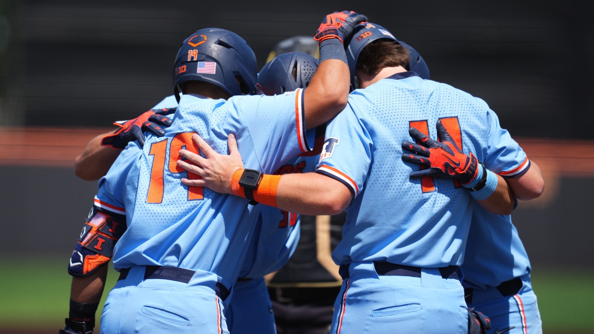 ILLINI BASE - Northwestern Game 3 - Home Run Celebration