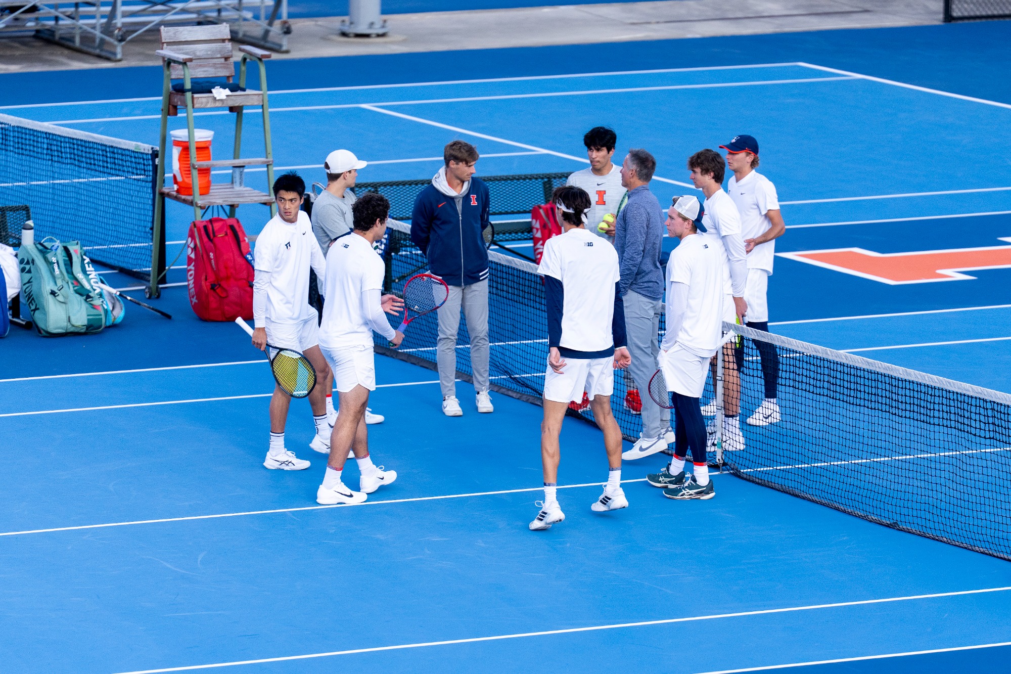 CHAMPAIGN, IL - May 01, 2026 - The Fighting Illini  during the Round 1 Match of the NCAA Tournament between the Yale Bulldogs and the Illinois Fighting Illini at Atkins Tennis Center in Champaign, IL. Photo By Knox Mynatt/Fighting Illini
