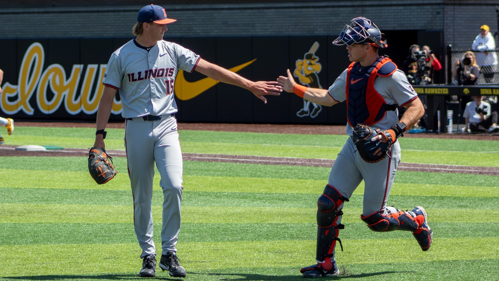 ILLINI BASE - Game 3 at Iowa - Aidan Flinn/Will Johannes