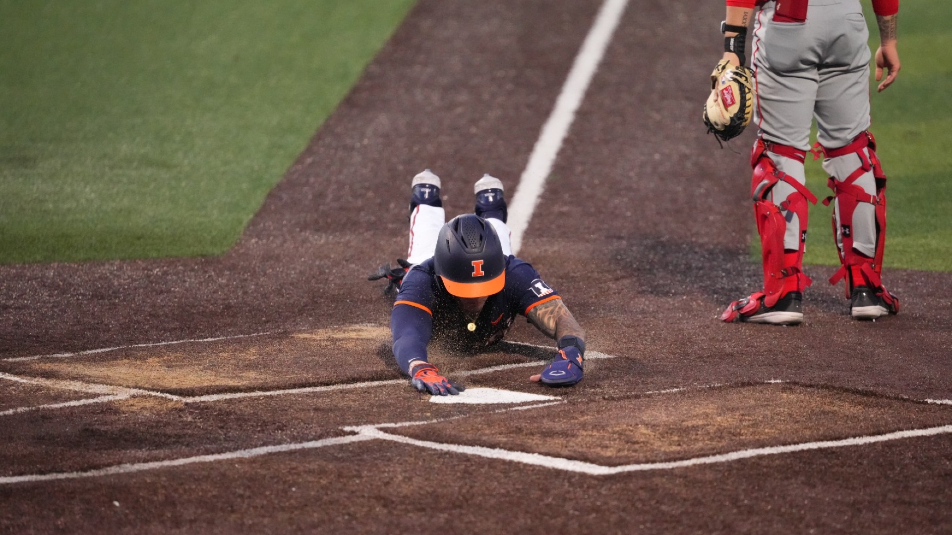 ILLINI BASE - vs Bradley - Cole Crafton