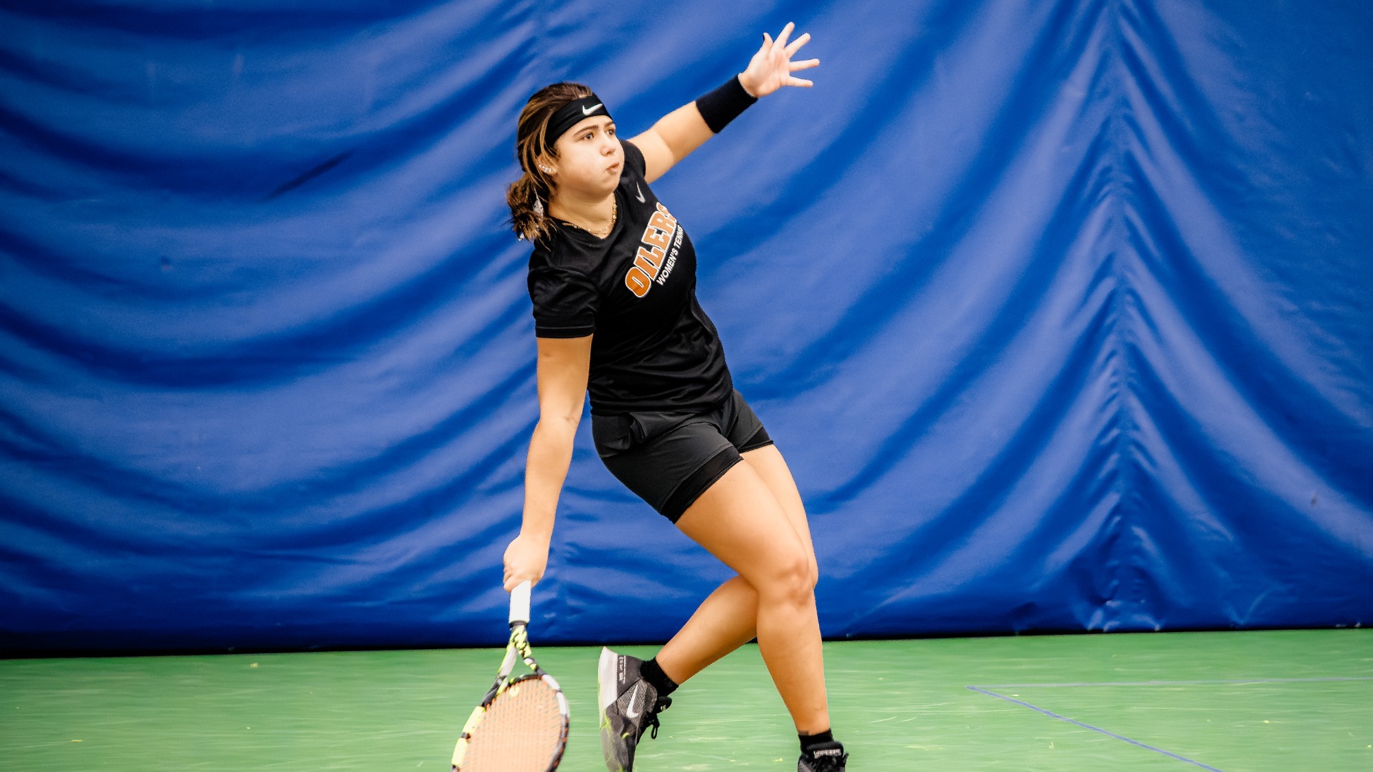 Valentina Salek Backhand