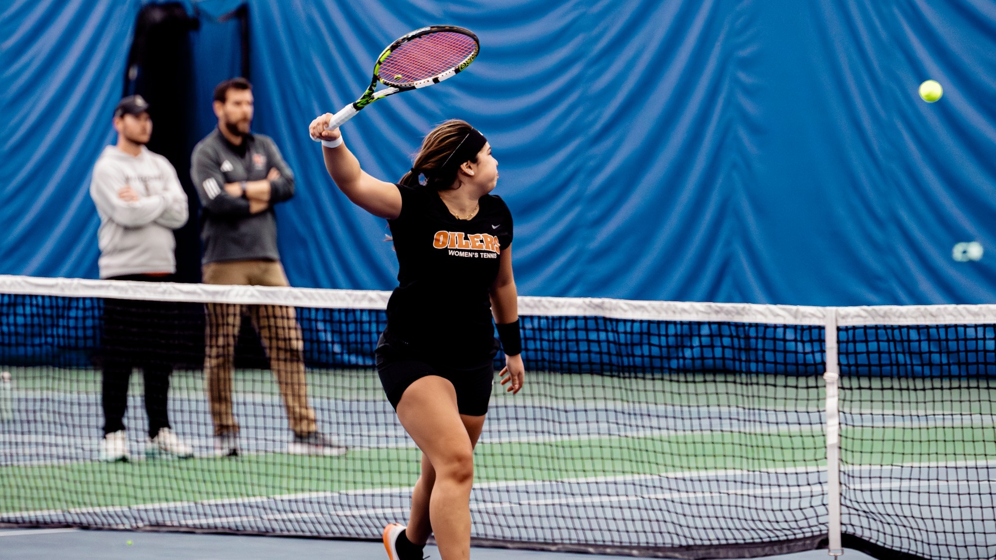 Valentina Salek Hitting