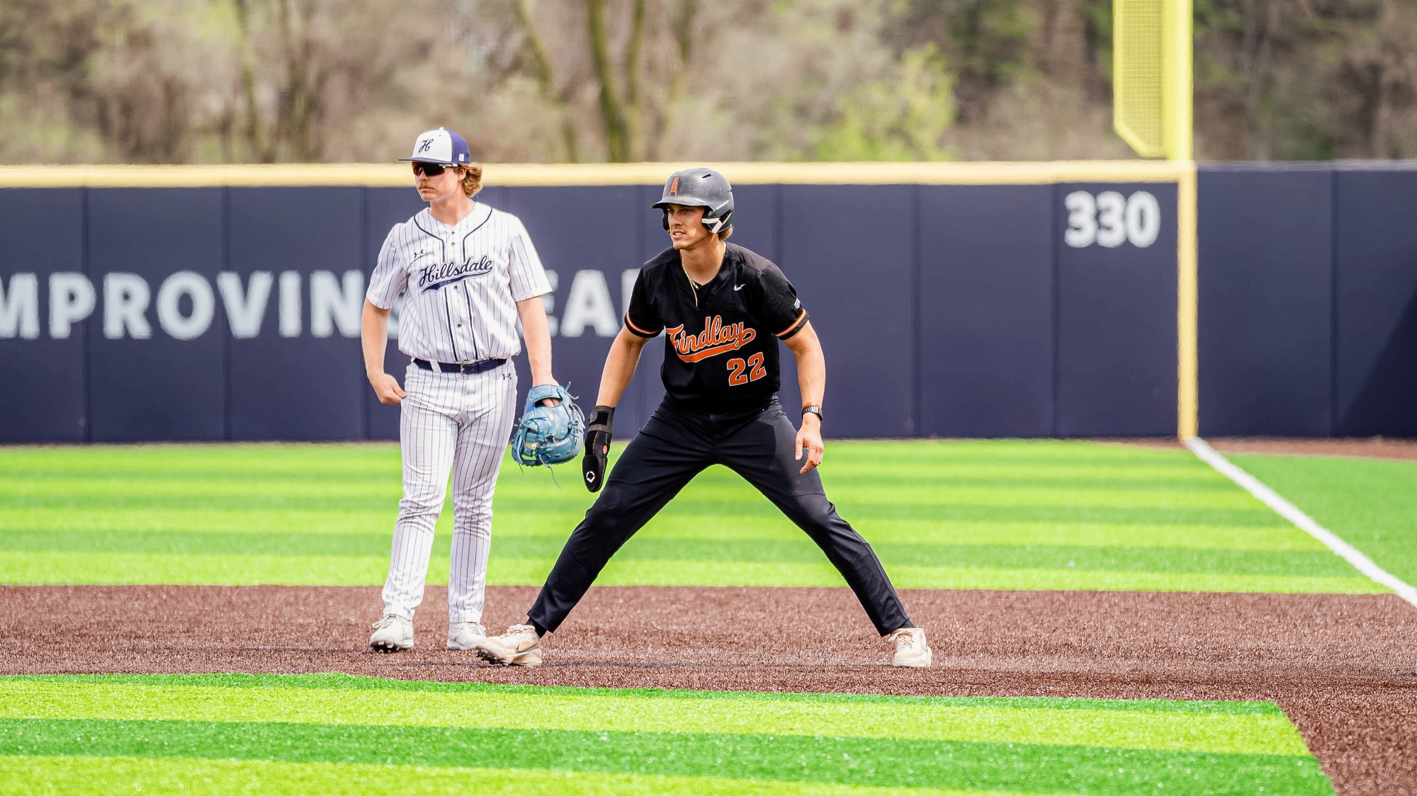 Gavyn Smith Lead Off Hillsdale