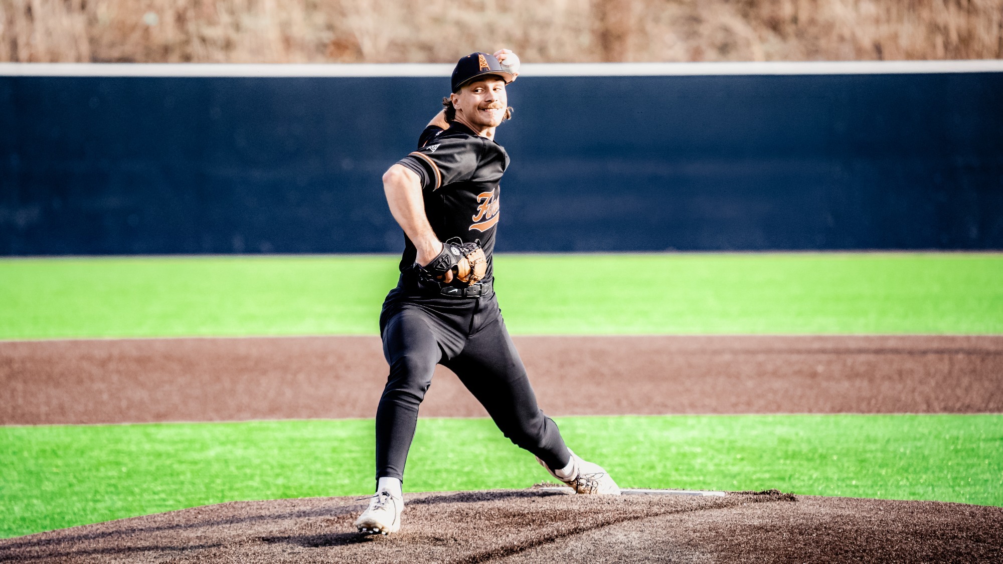 Carson Mellott Throwing