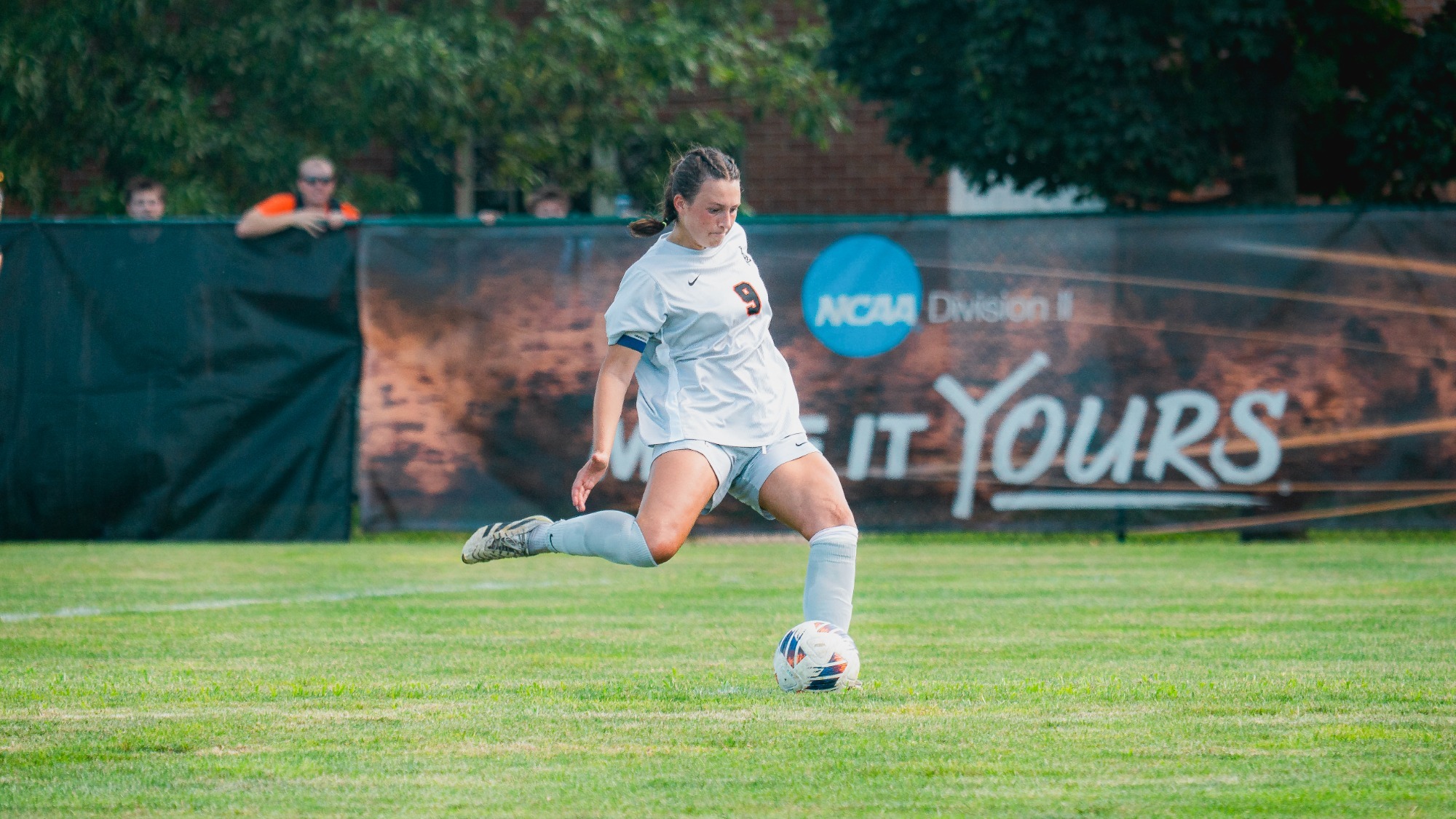 Raegan Smith Mid Kick