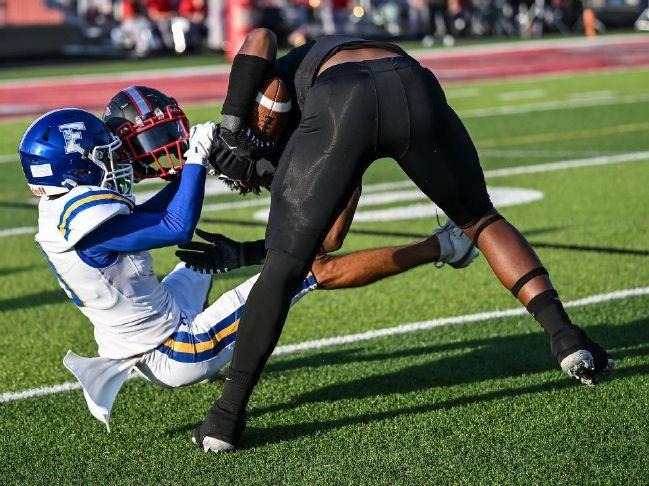 2025 Football-Clay Courier