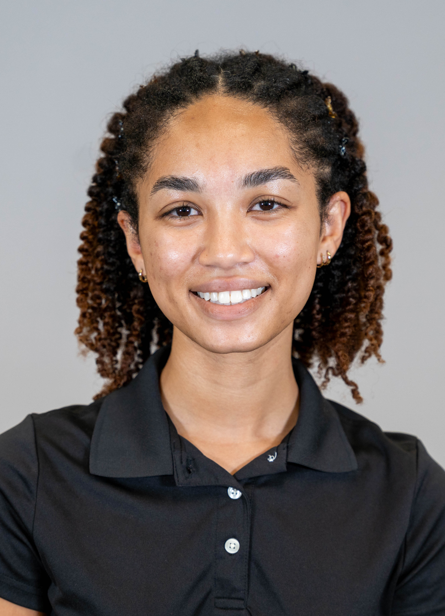 Danielle Bucknor Head Shot