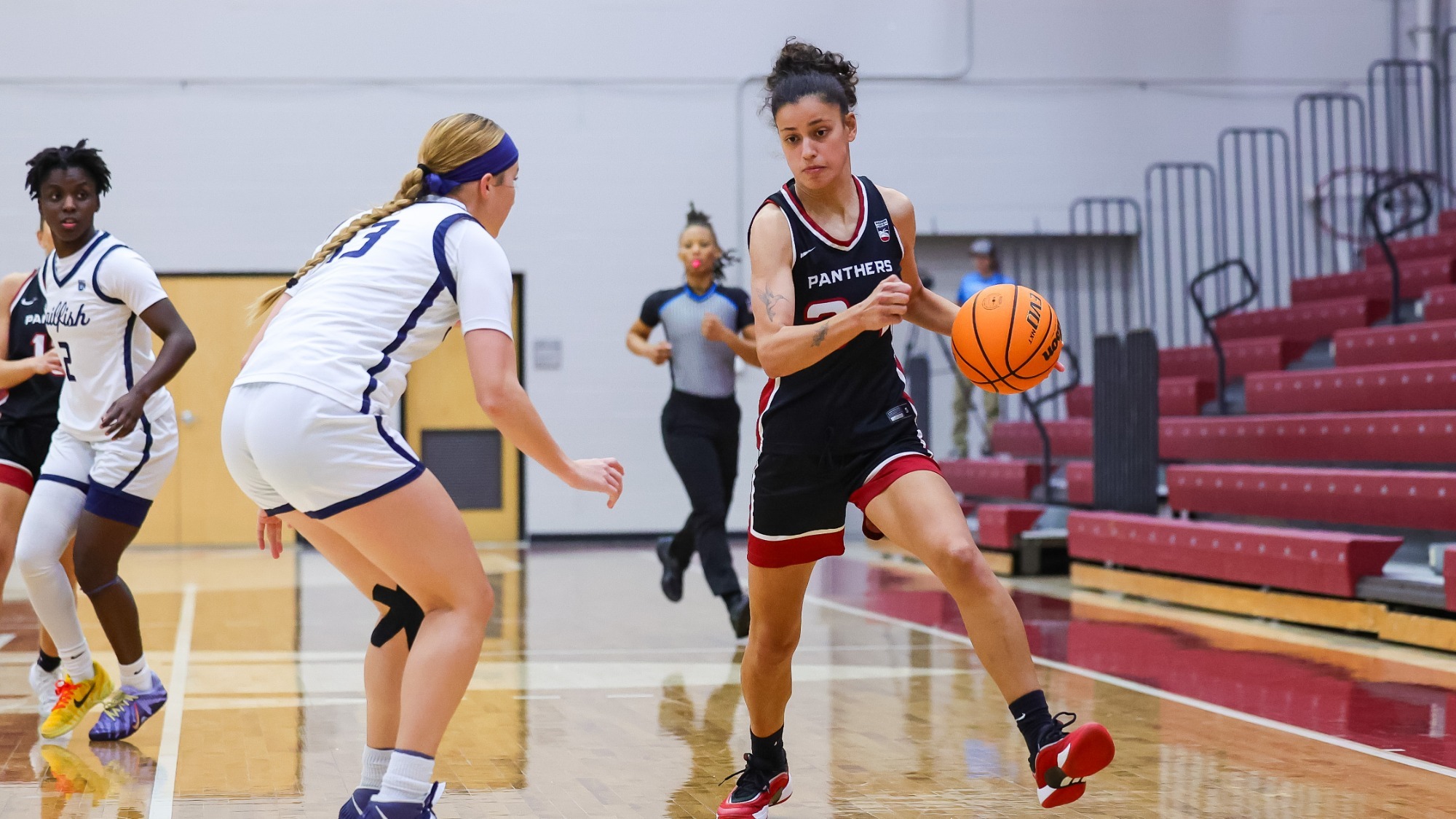 Elif Bayrak Dribbling v. PBA