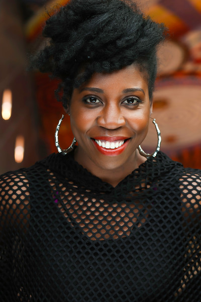 Carlita Victoria Headshot