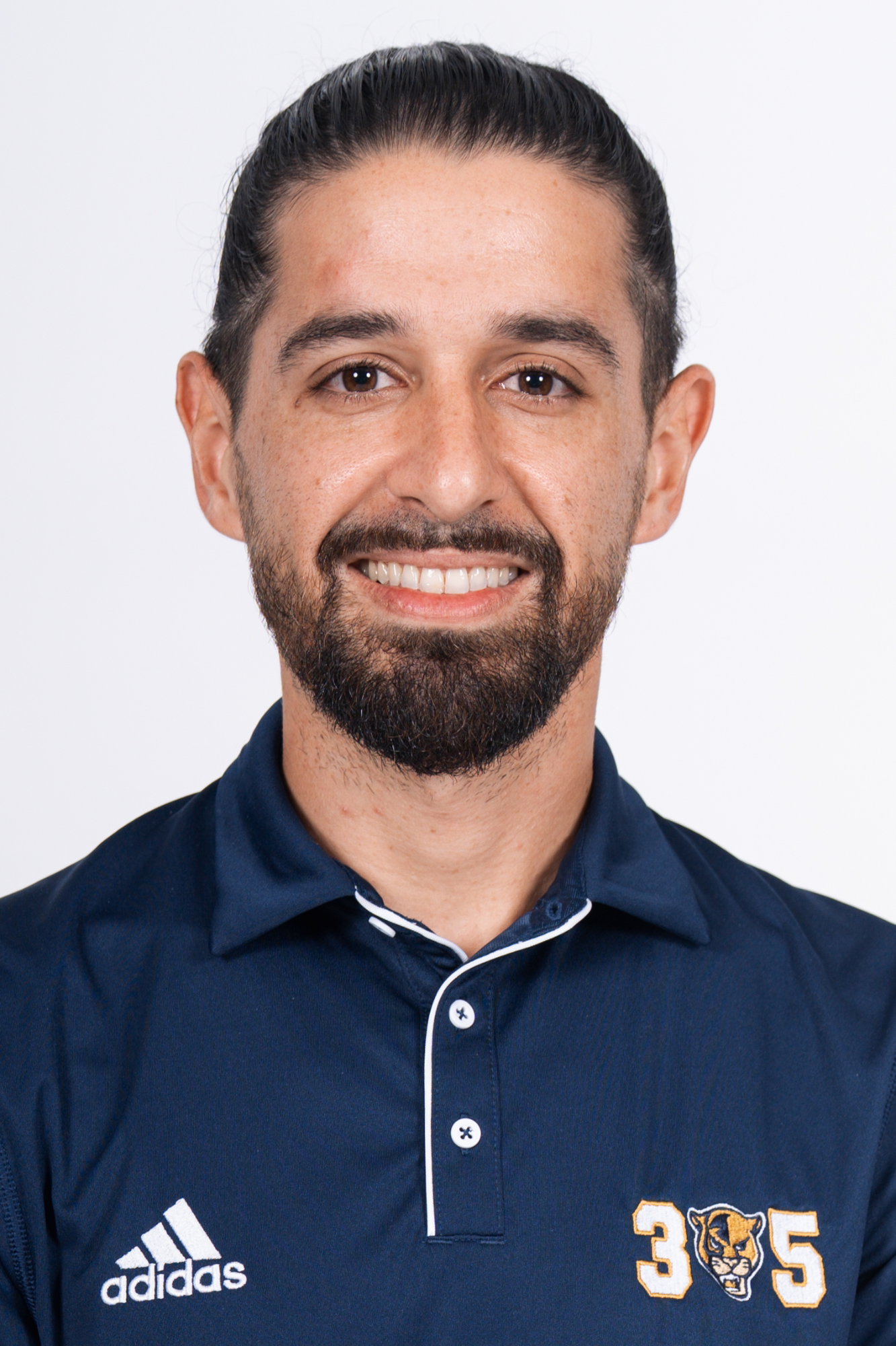 26ChristianAlmanzaHeadshot