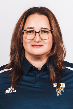 Alejandra Fuentes Headshot 2026