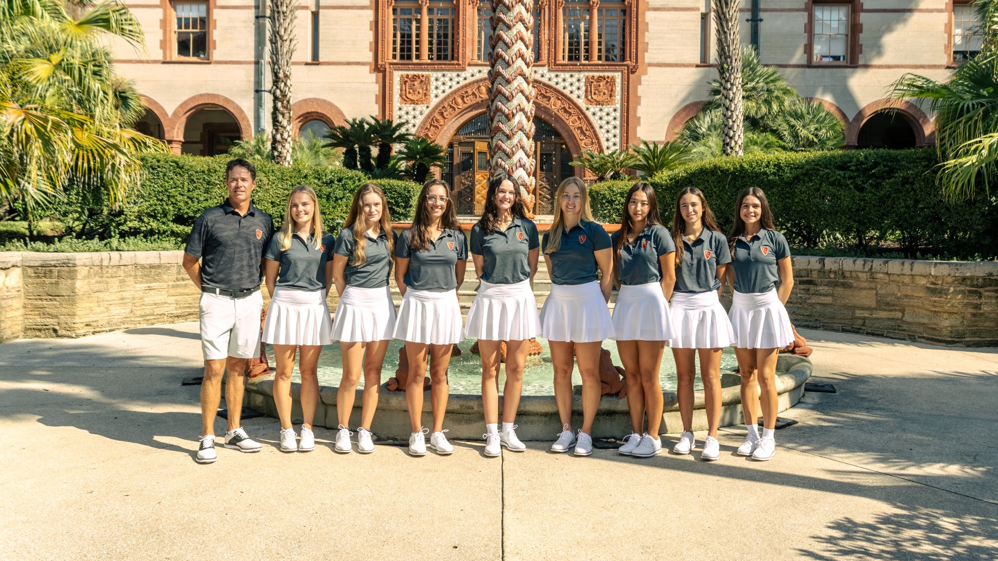 Women's golf team photo