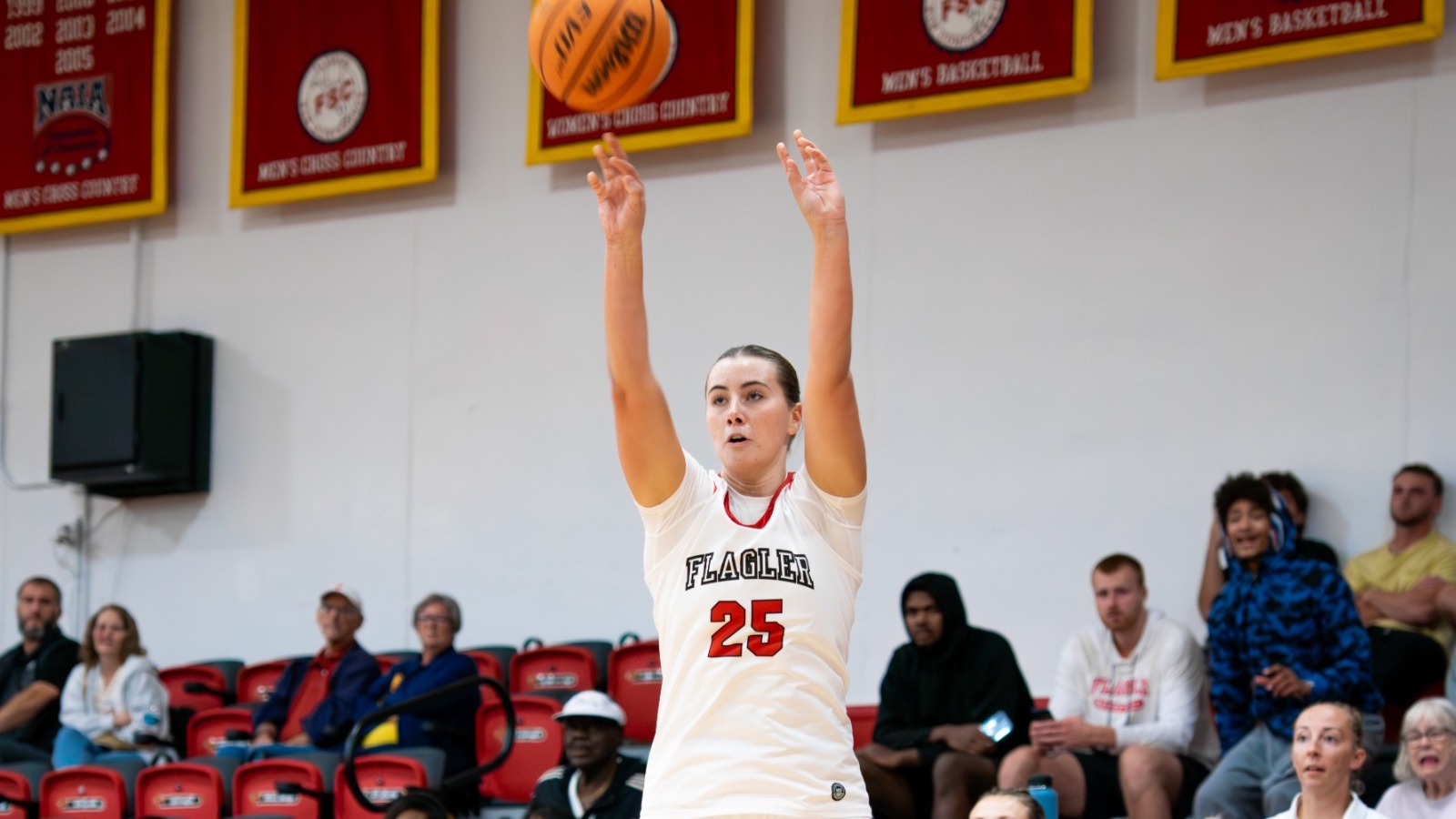 Abby Smith shooting a jumper