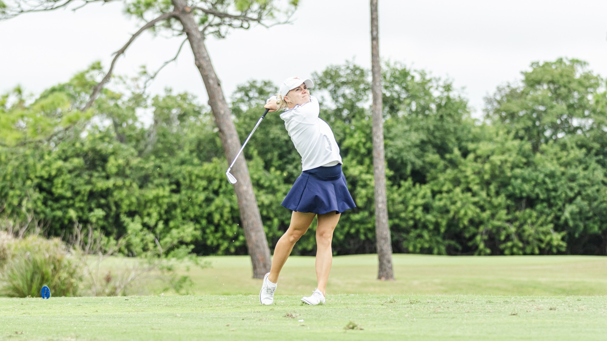 Henriette Stranda hits a driver off the tee box