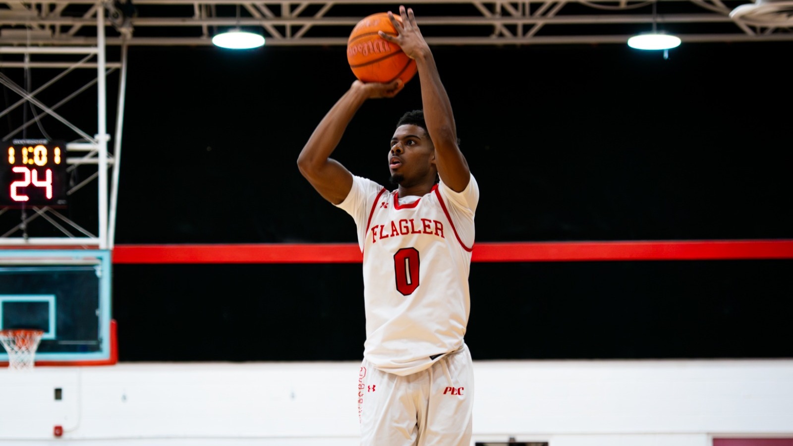 Camden Andrews shooting a jumper