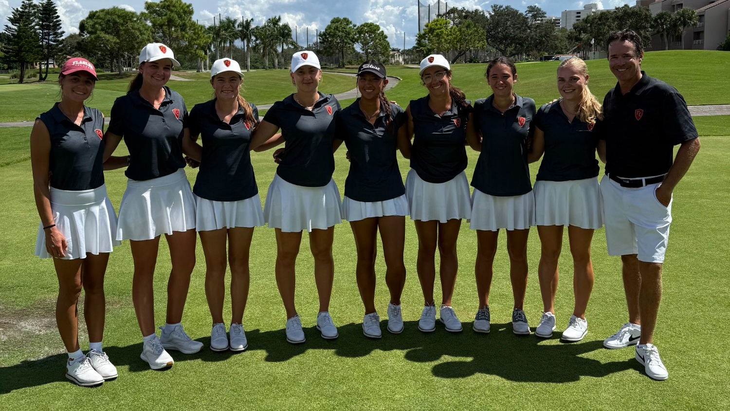 Flagler women's golf team poses for a photo