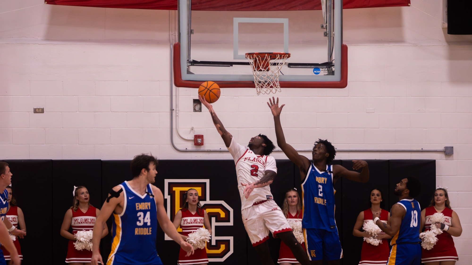 Mason Manning goes up for a layup