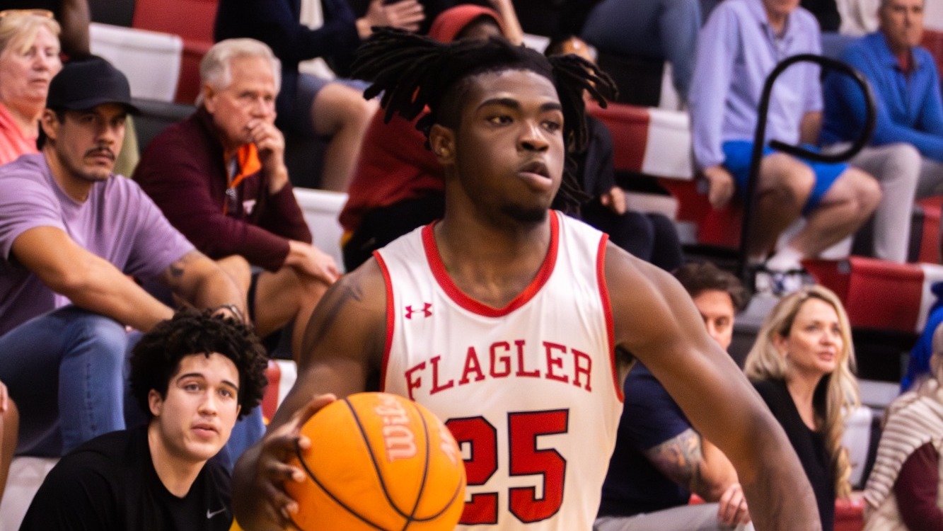 Melvin Teal looks to drive to the basket