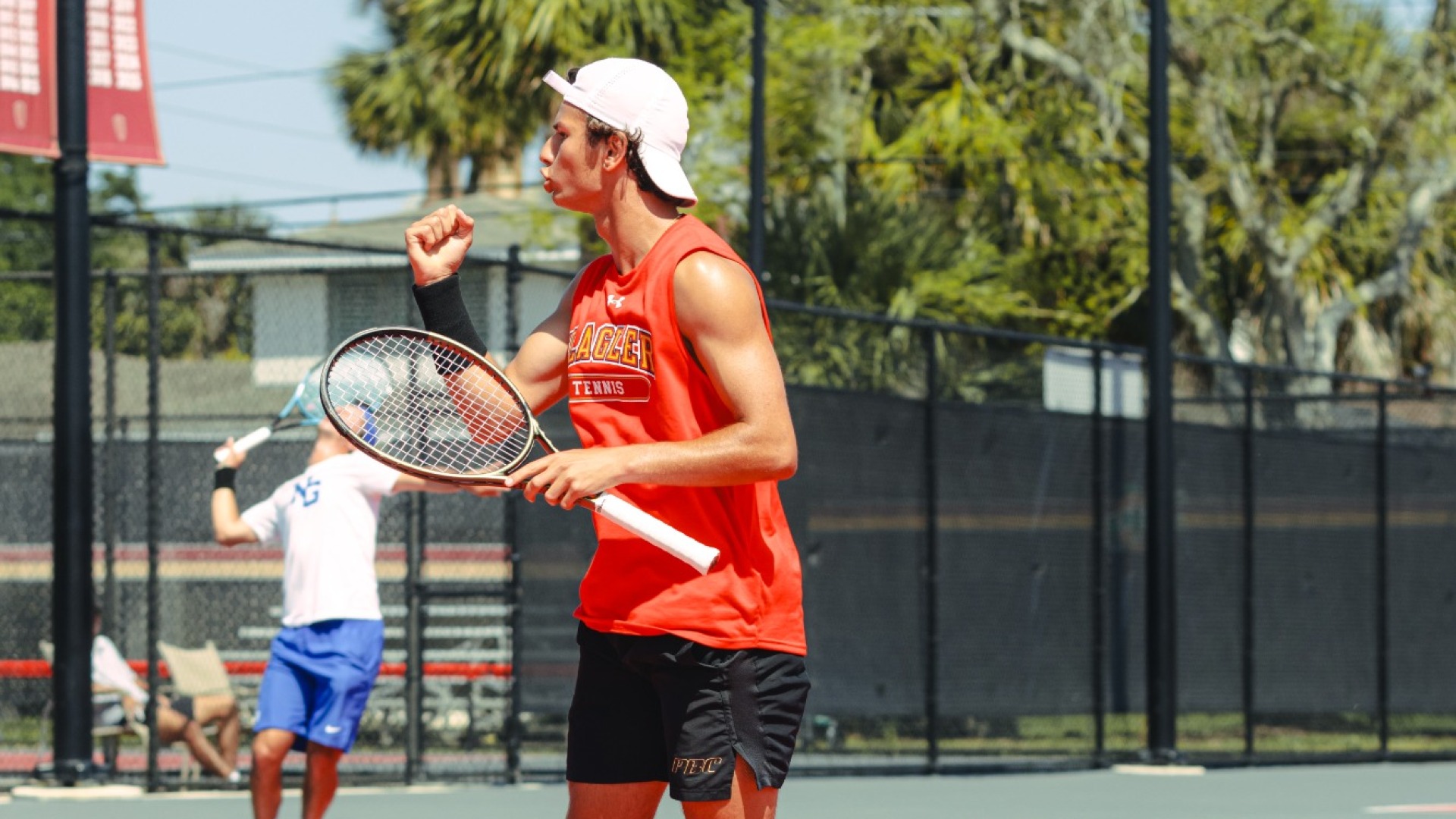 Ilian Borlee celebrating after a point