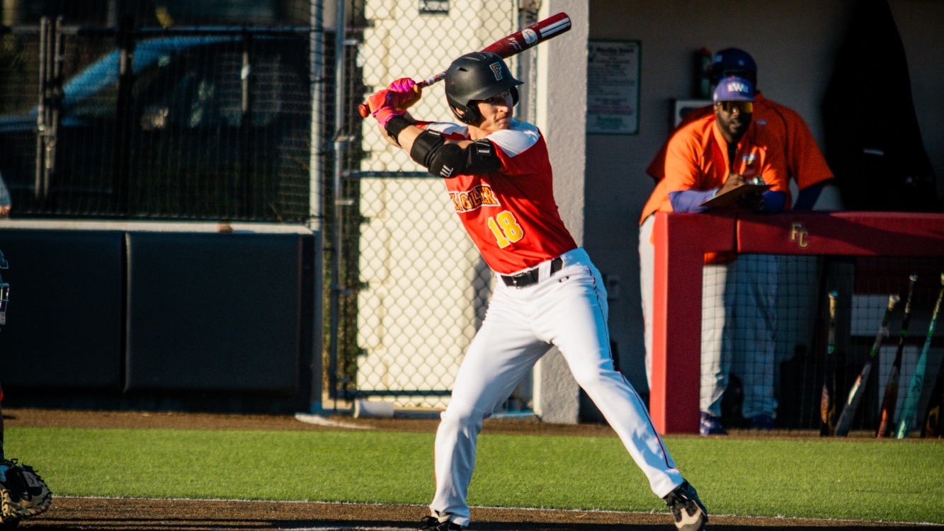 Cael Reish waits on a pitch