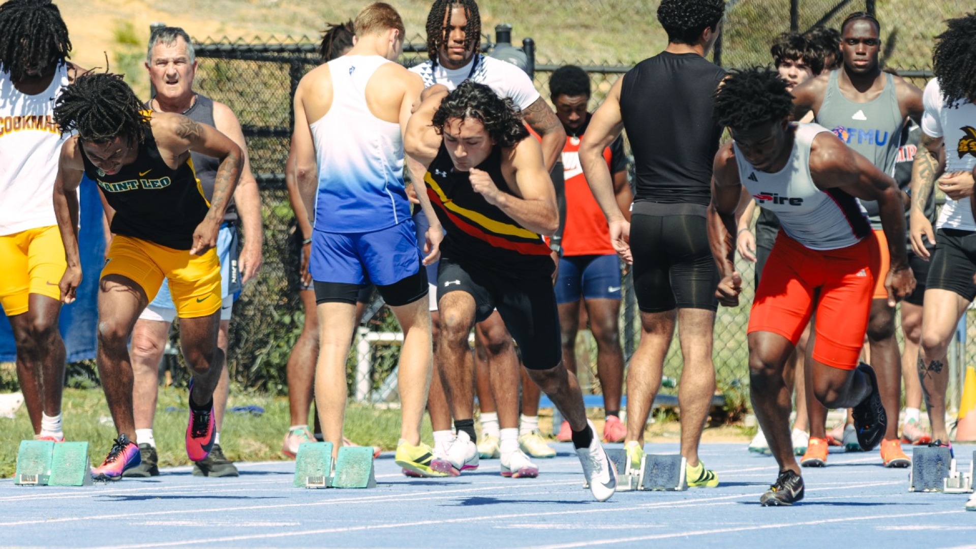 Collin Norton running off the blocks