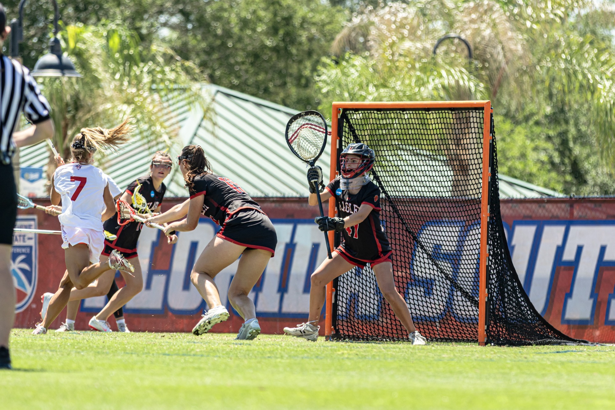 Dakota Capolino preparing to make a save