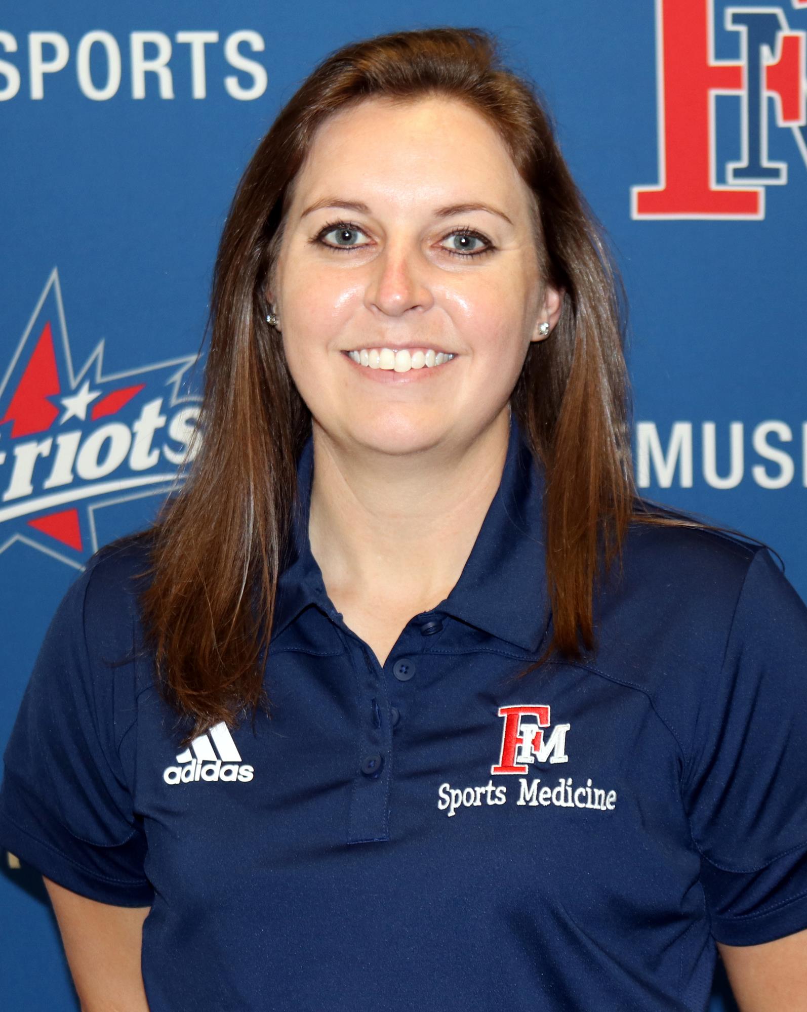 TRAINERS21 Sarah Fuller head shot