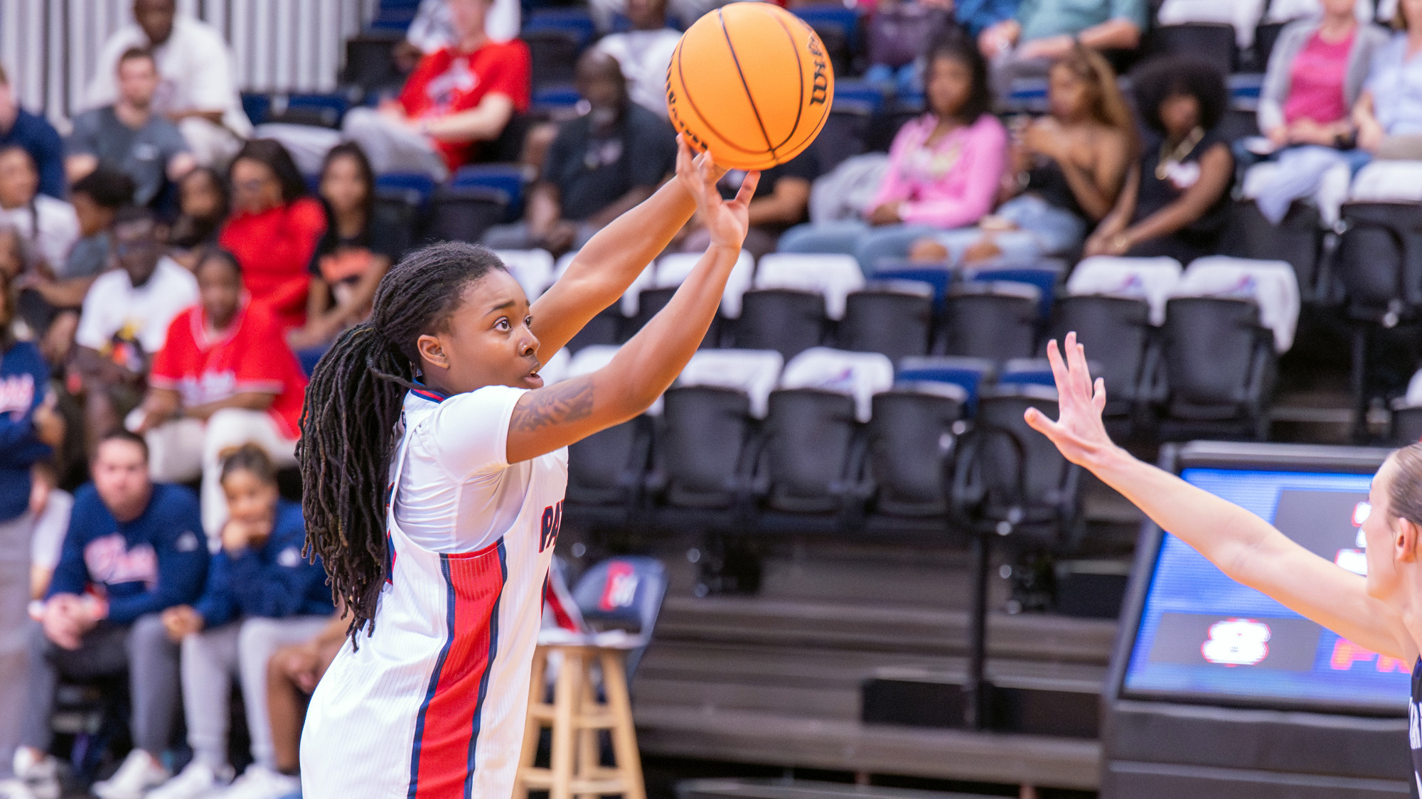 WBB26 Jordan Mintz vs YHC