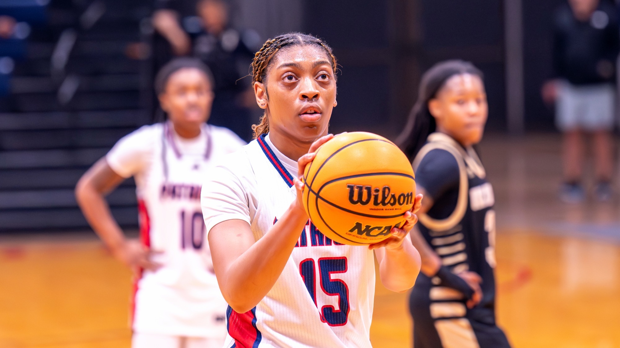 WBB26 Jasmine Grant shooting free throw