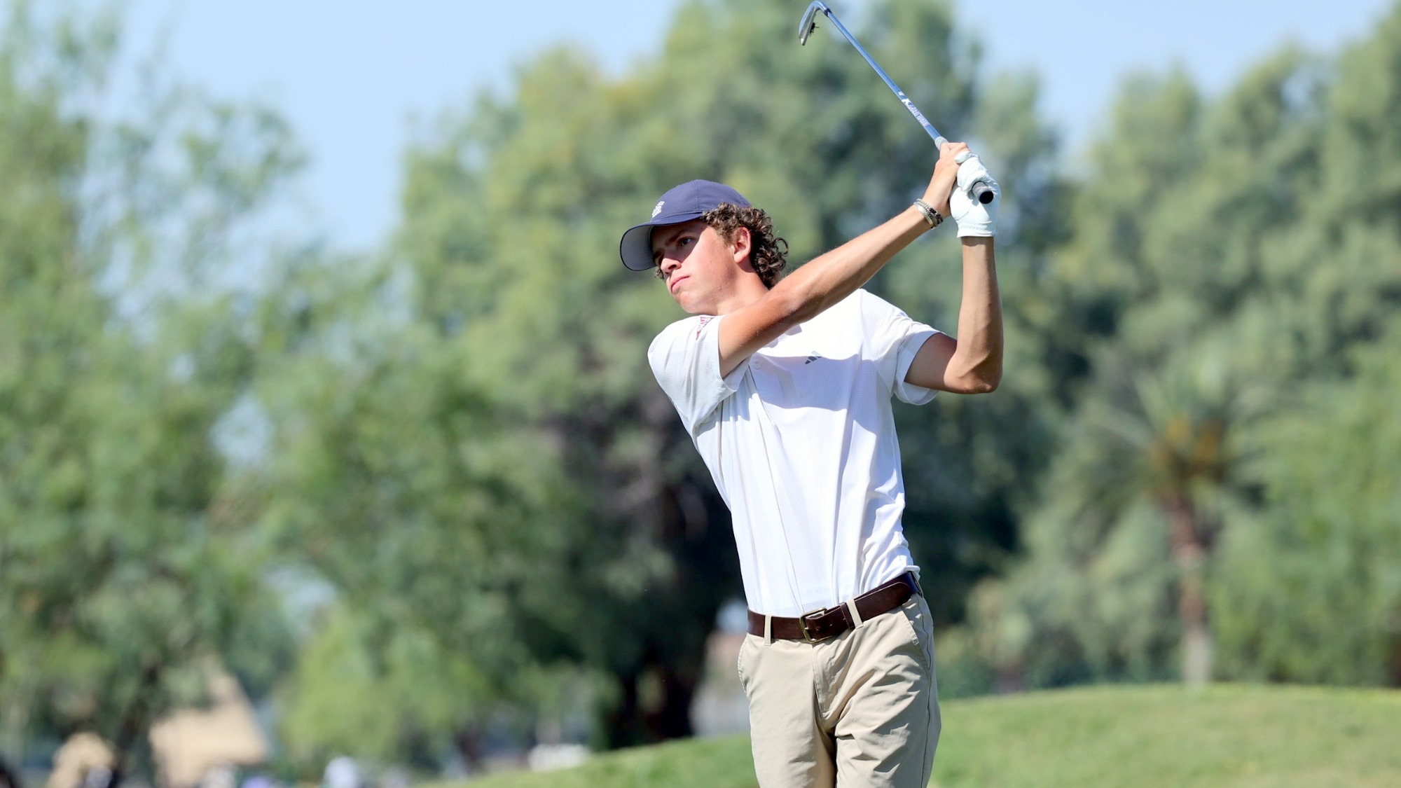 GOLF26 Leander Neuhaus drives the ball in the final round of the Big Sky Conference Tournament 