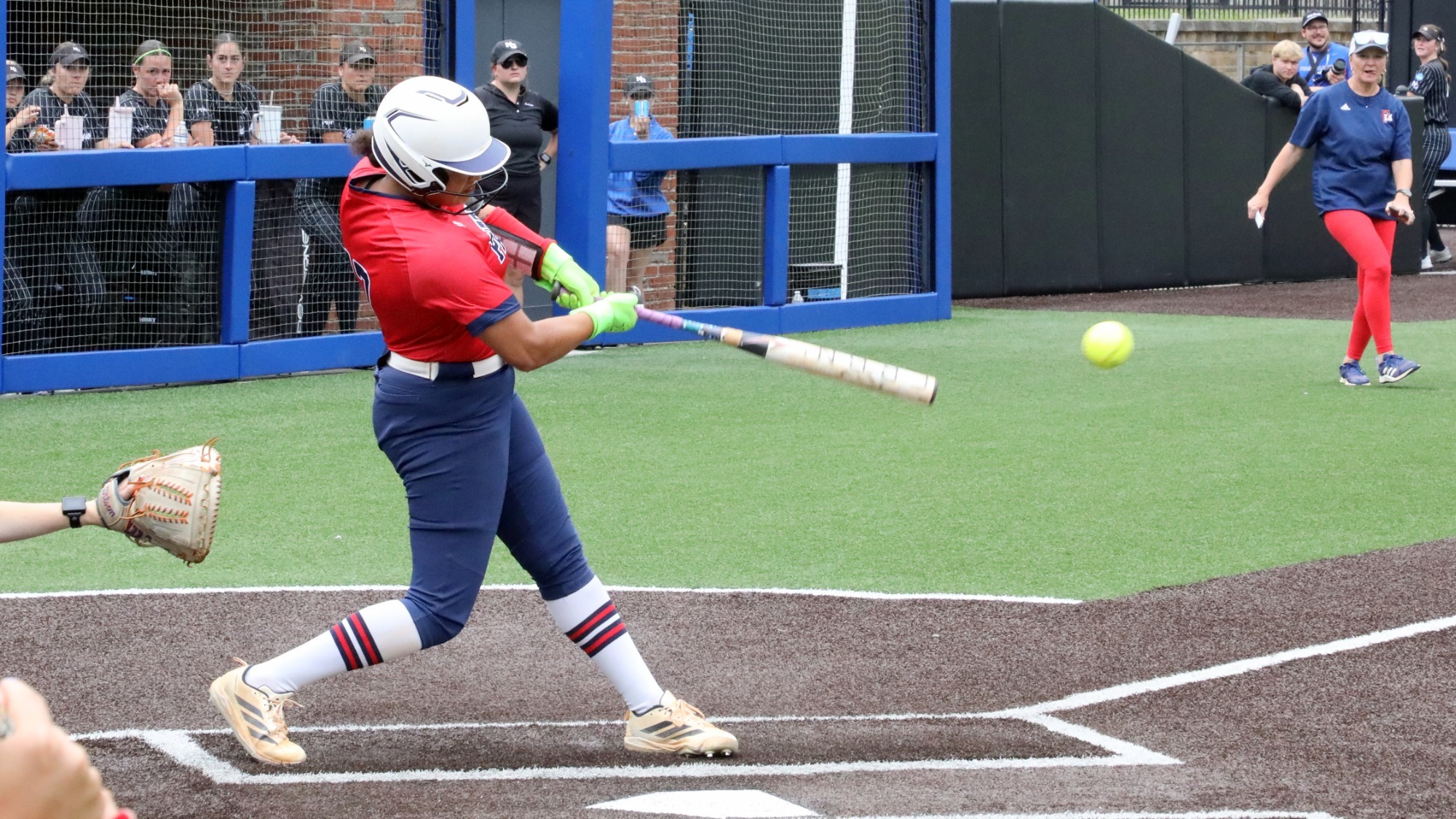SB26 McKenzie Jewell at bat versus North Georgia in NCAA Super Regional
