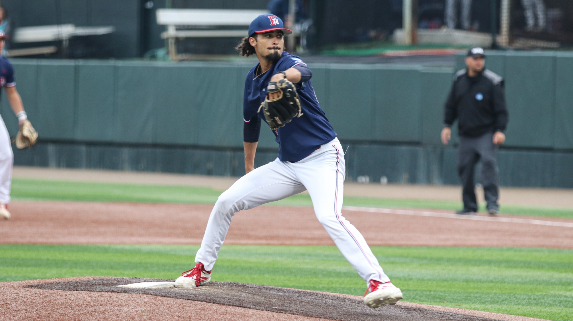 bb26martinez_delgado pitching vs Catawba IMG_0657