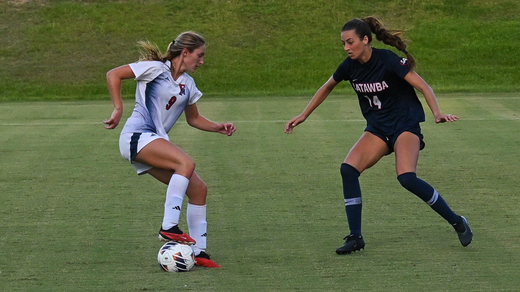 wsoc26bradfield vs catawba 6561