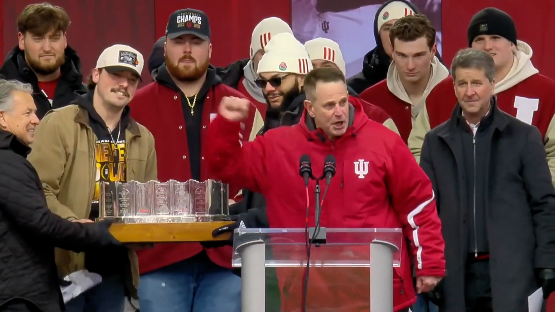 Jason Hanold Presents the MacArthur Bowl to Coach Cignetti