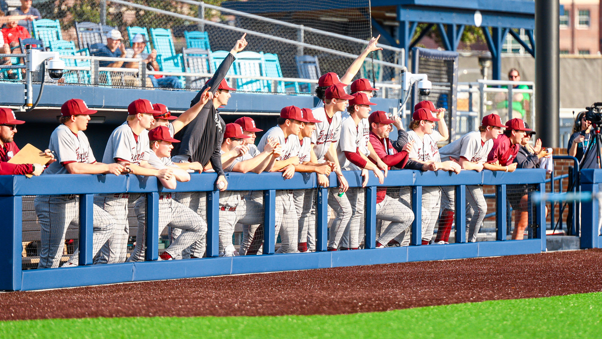 The dugout signals out after the Rams add to their lead!