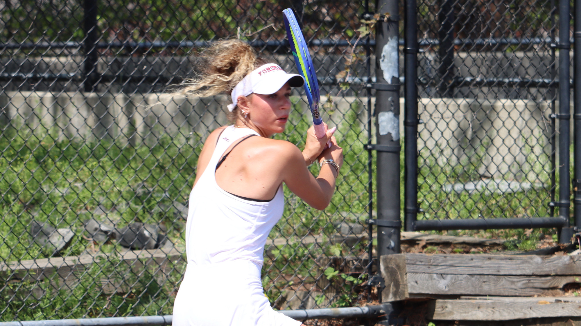 Valerija Kargina gets ready to hit a backhand