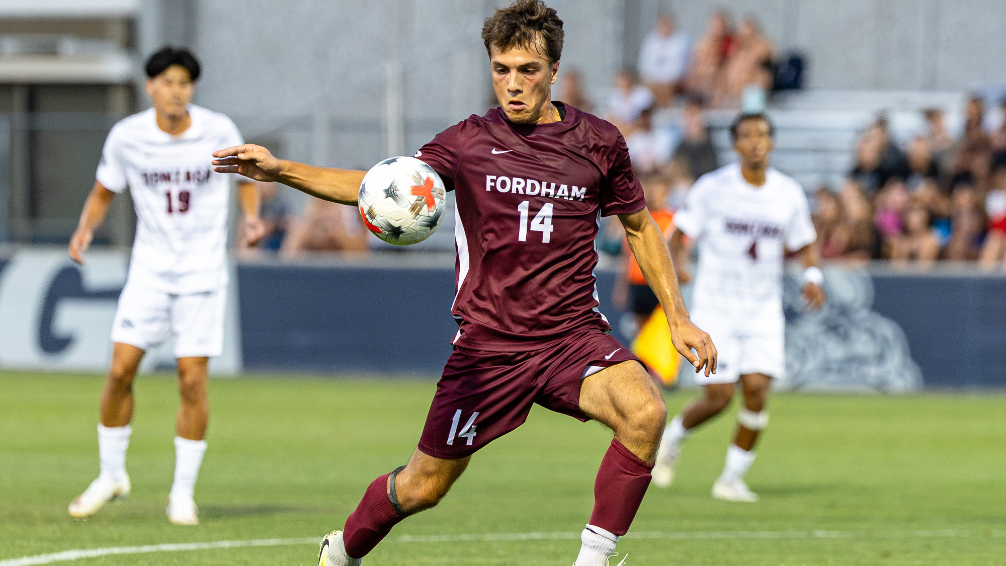 Elias Betancourt controls the ball at Gonzaga