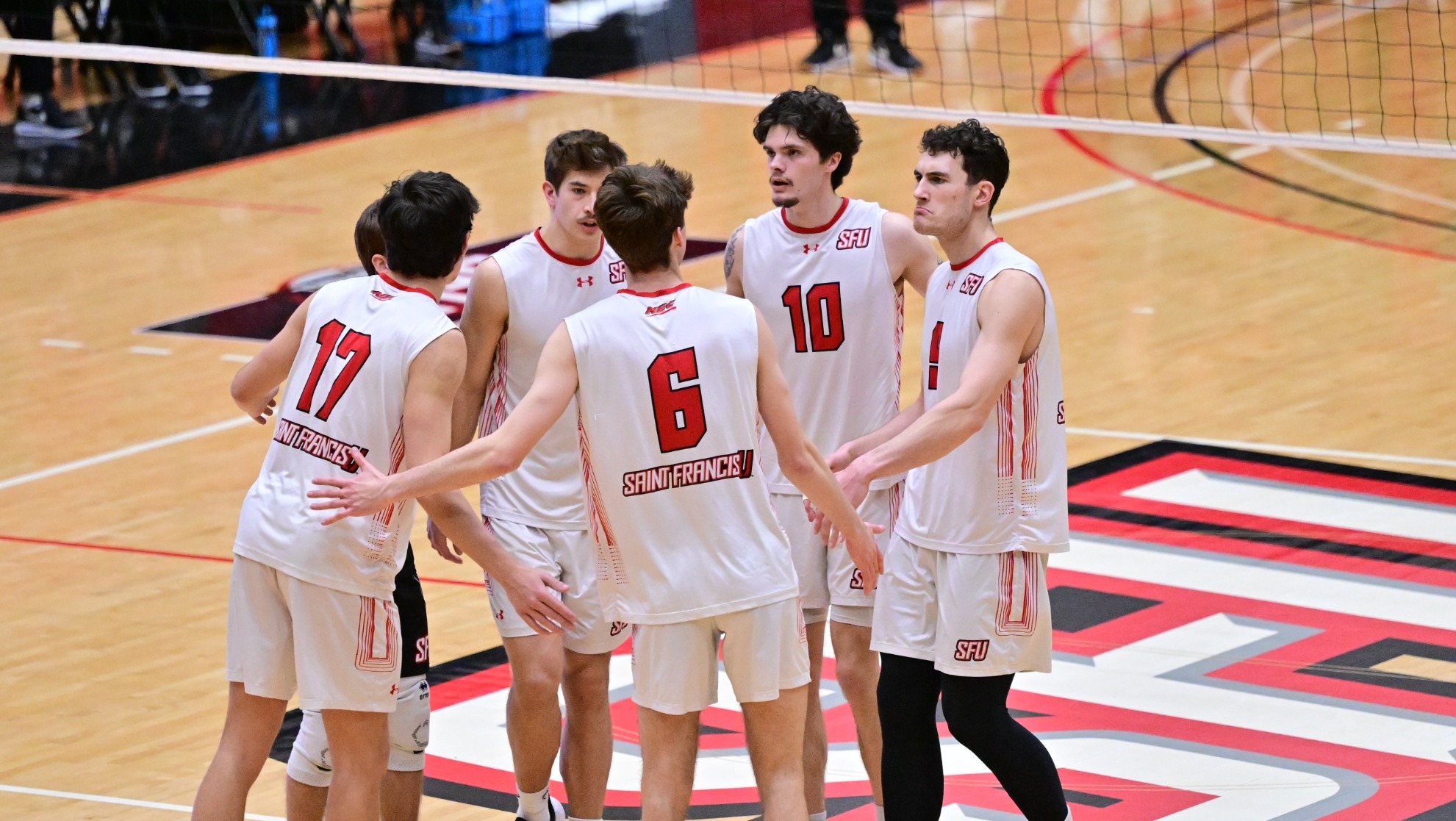 men's volleyball huddle