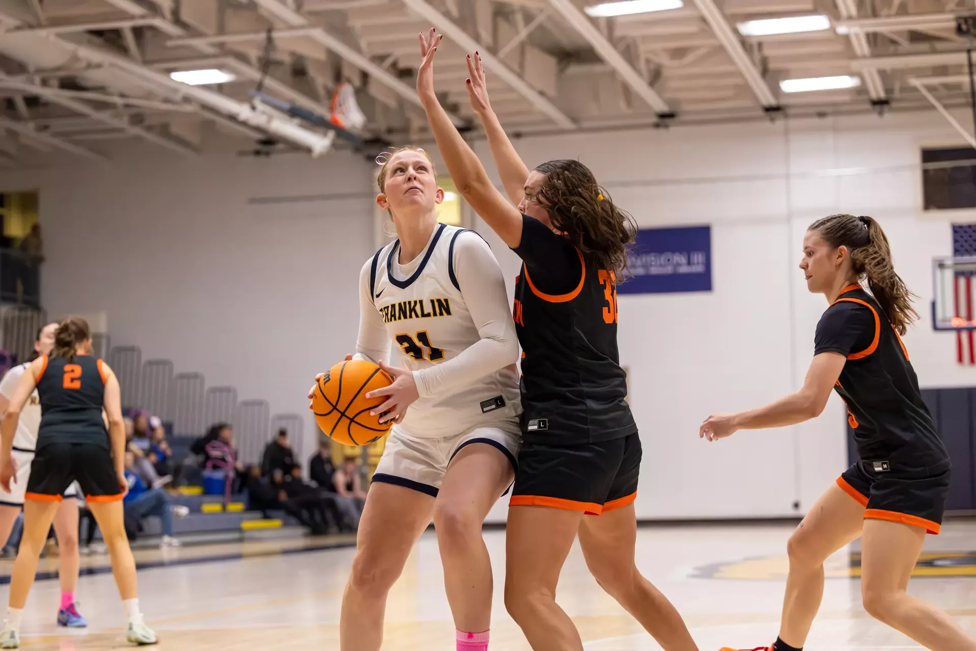 WBB Anderson Holubik 14