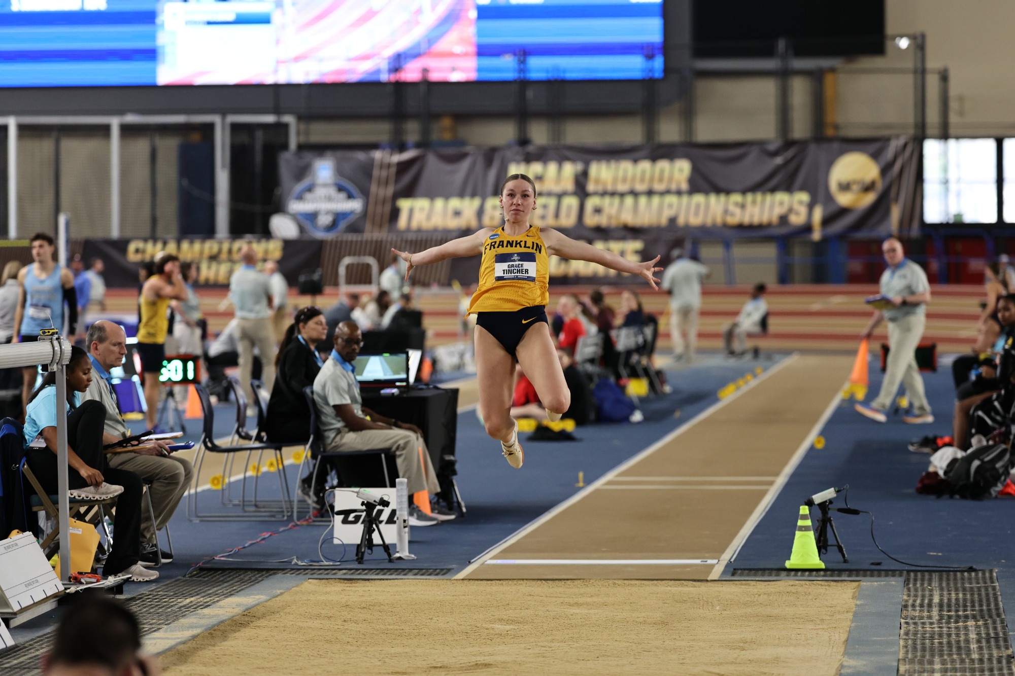 NCAA LJ Tincher 3