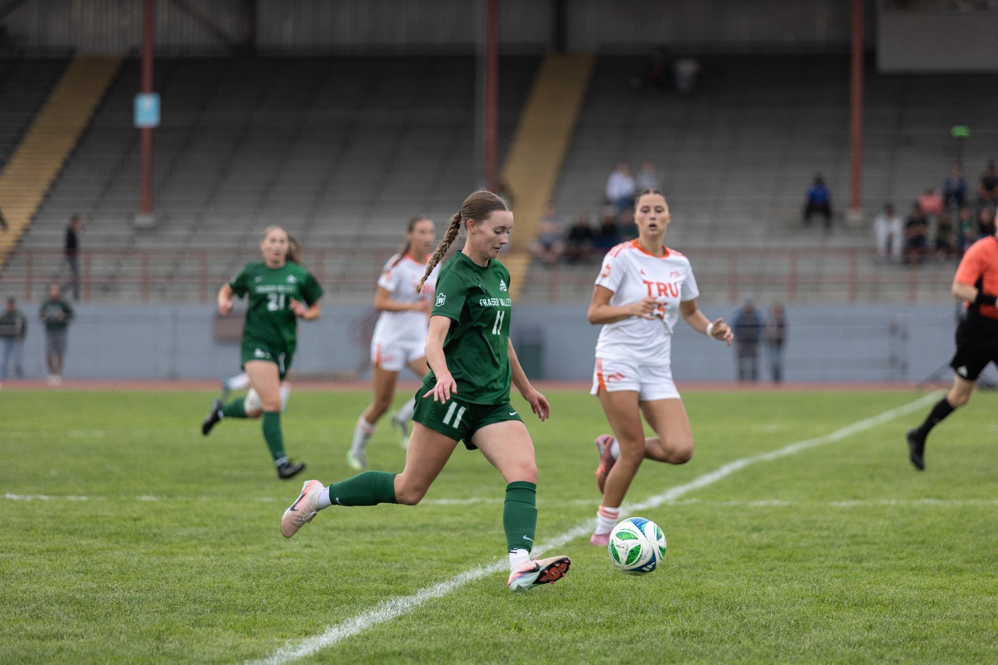 Zoe Black runs with the ball against TRU