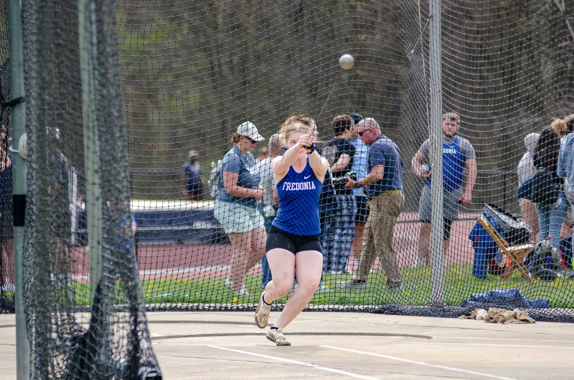 Casey Fetzner throwing Hammer 