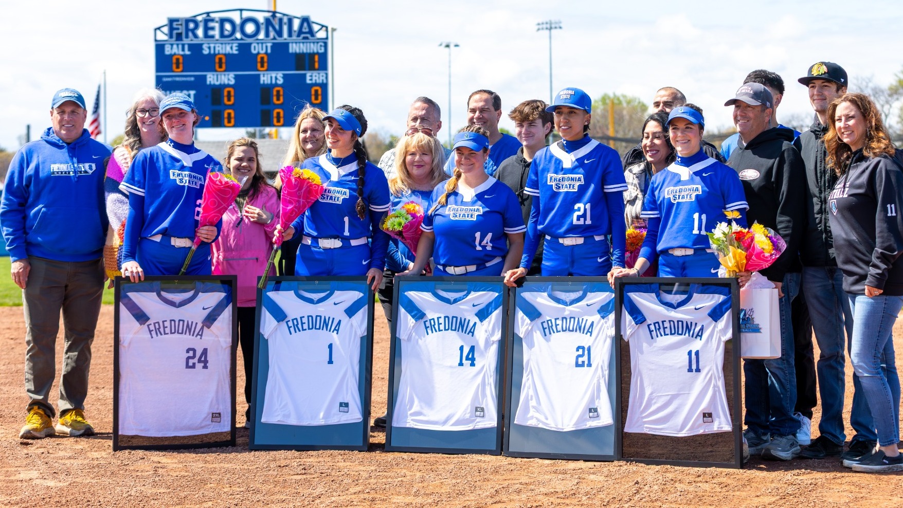 Senior Day Photo Softball 2026
