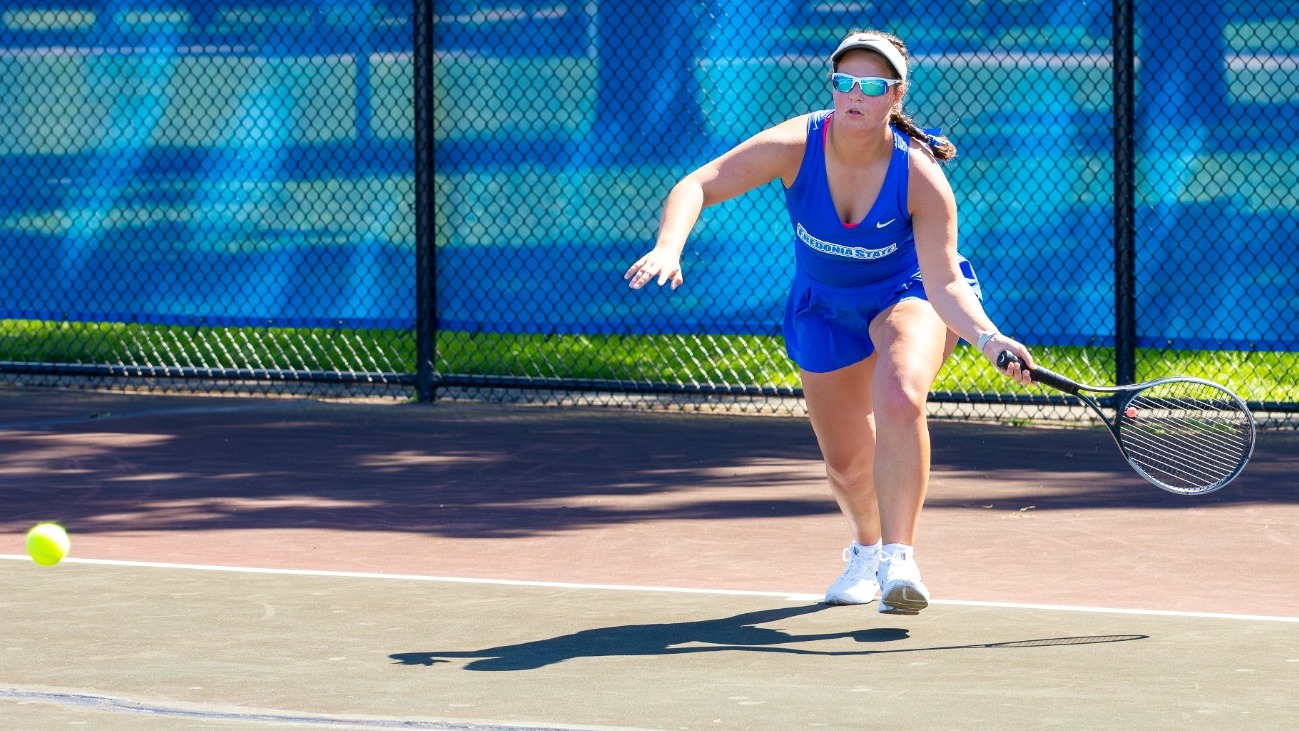 left-handed ground stroke