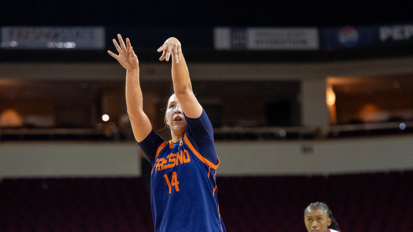 wbb at the free throw line