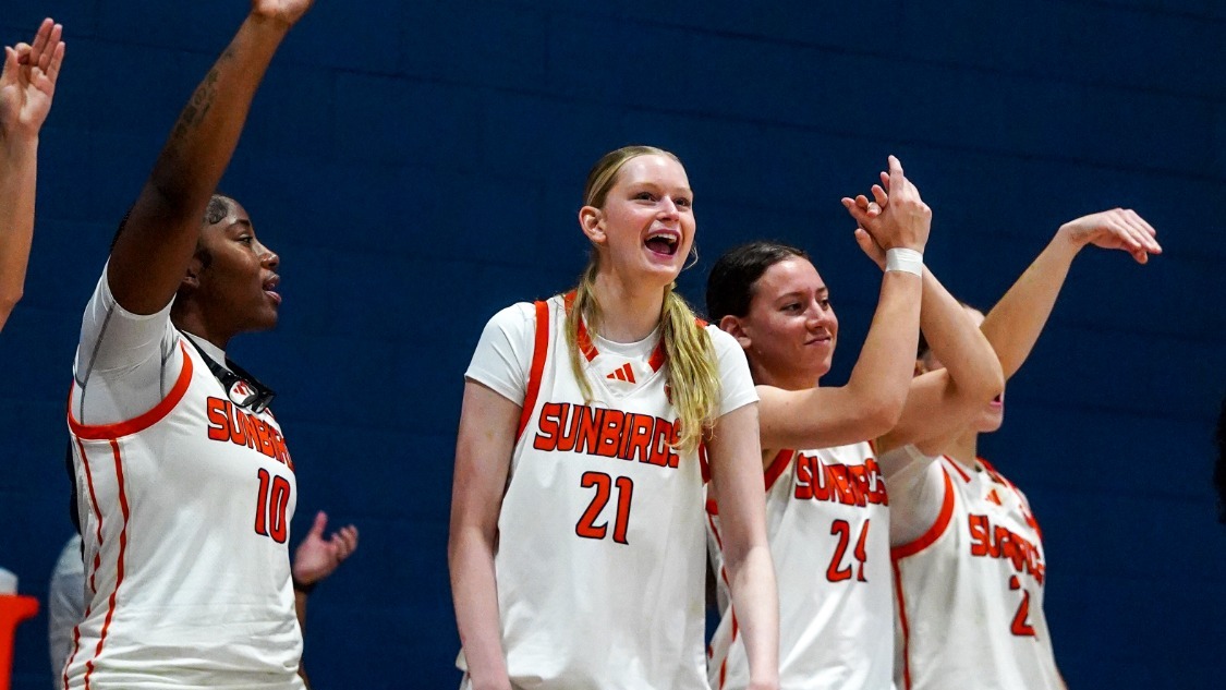 team celebrating points