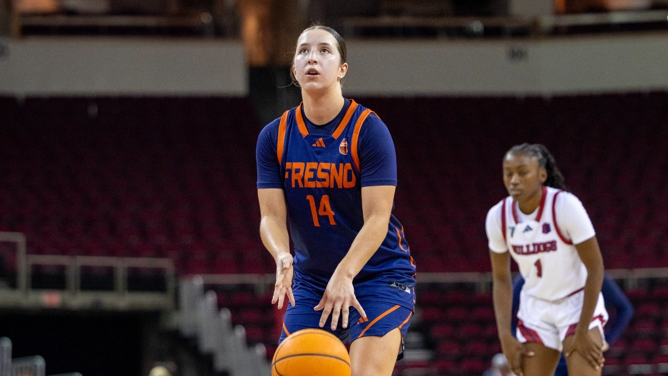 sienna evans at the line