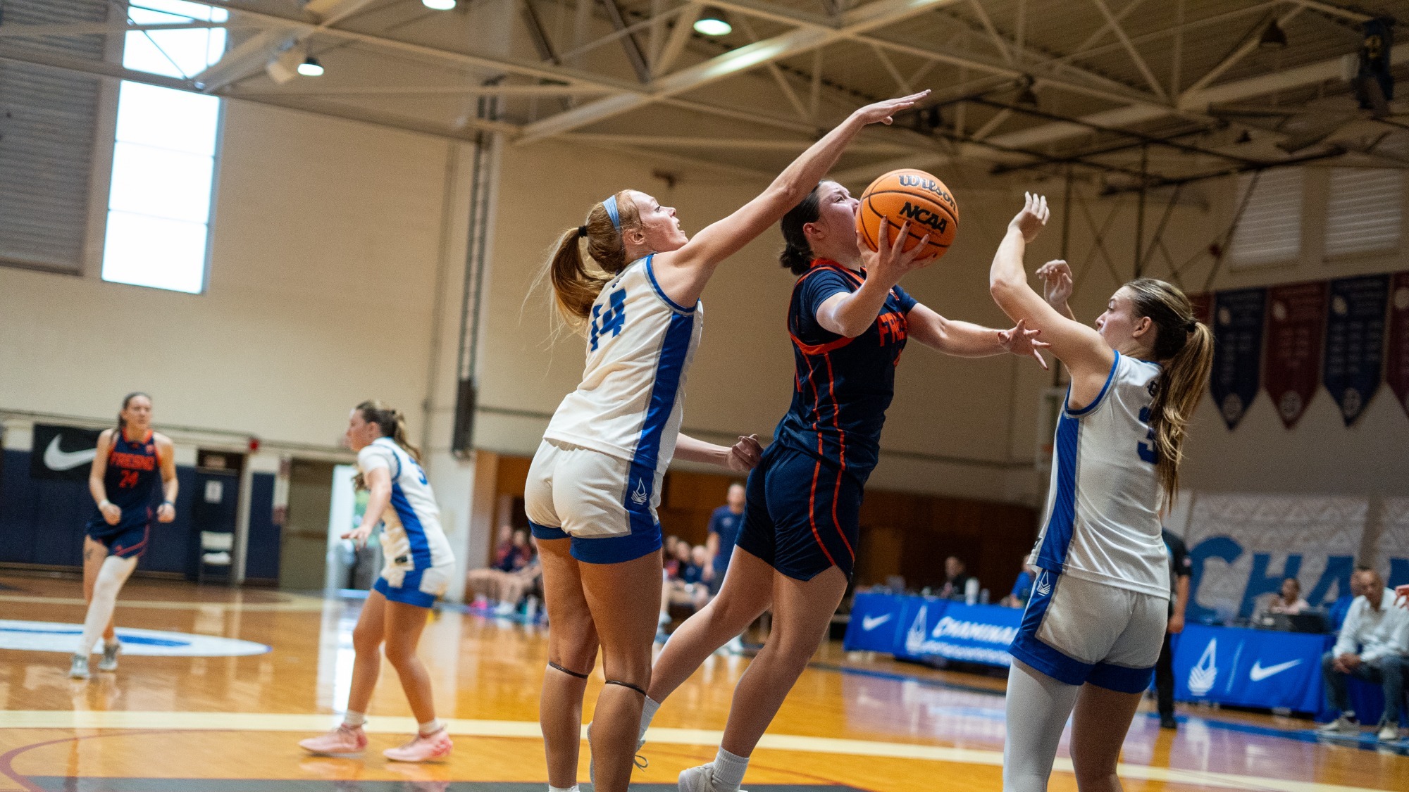 sienna evans fights through silverswords