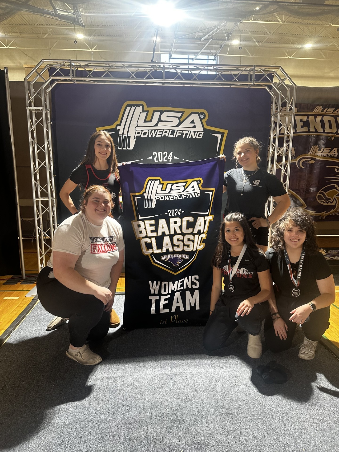 W Powerlifting Bearcat Classic Pic