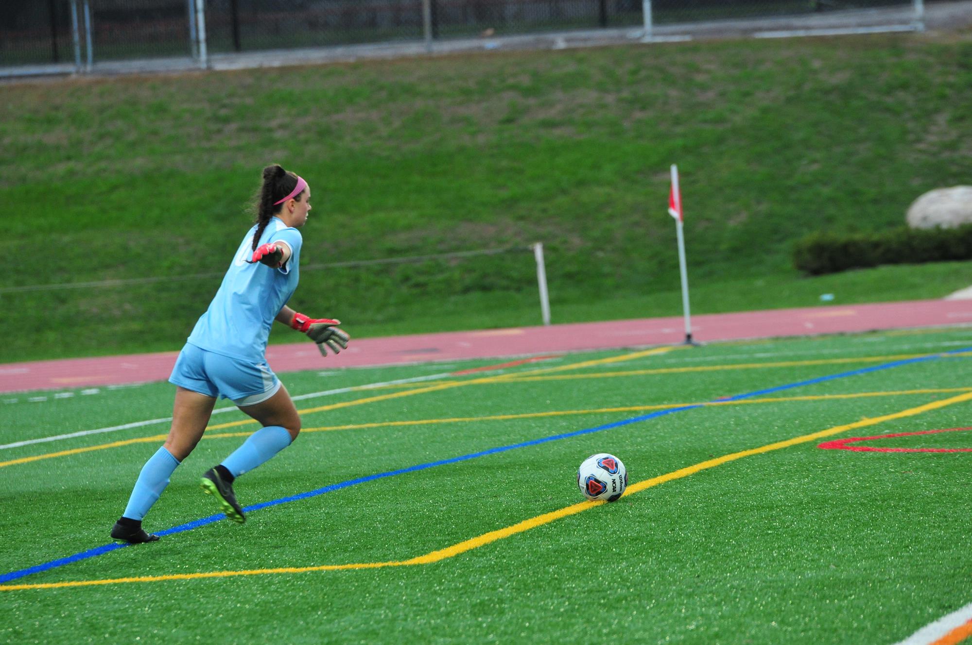 bilger-sets-career-wins-record-women-s-soccer-advances-to-mec